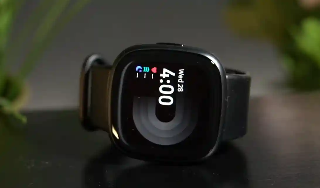 Fitbit Versa 4